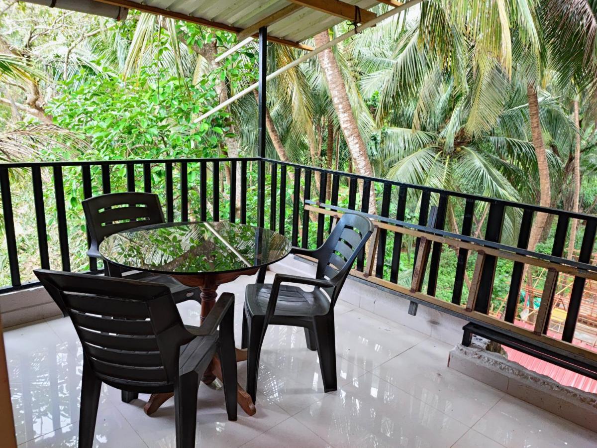 Shivam Bnb มานเดรม ภายนอก รูปภาพ