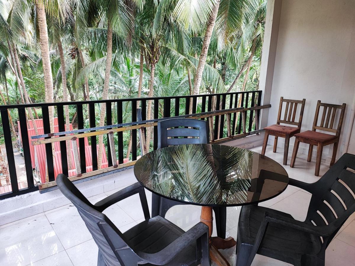 Shivam Bnb มานเดรม ภายนอก รูปภาพ